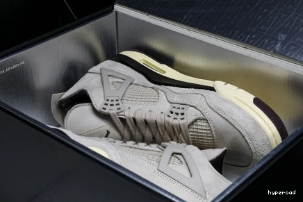 Hyperoad 4 A x “Fossil Maniére Air Ma Stone